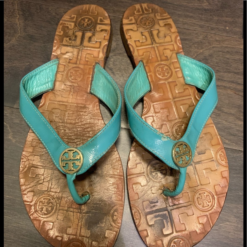 Tory Burch leather slip on sandals. Turquoise.